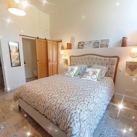 D'hotes Au Petit Bonheur Bed & Breakfast